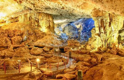 5 must-visit caves in Halong bay